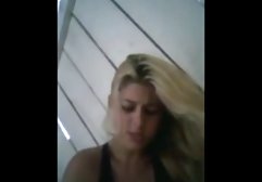 دختران می خواستند مرد واقعی مرد باشند، زیرا آنها به اتاق خواب نقل مکان کردند و شروع به تحریک فیلم و عکس سک30 شریک زندگی خود را با لب های نفسانی کردند