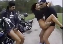 سگ جوان، شیطان بی دانلود فیلم های sex کران دوست پسر او را خروس می کند