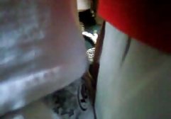 لازم بود که جن را عوض کنید، او اشتباه پورنو خانگی خود را به ارائه ارائه کرد. رئیس شگفت زده شد و او مجبور شد عذرخواهی کند تا رابطه جنسی در مقابل وی داشته باشد. او را مکیدن و لعنت فیلم سوپر خارجی کردن او، خروس خود را در میان مشاعره خود قرار داده است به طوری که او به آنها تقدیر است