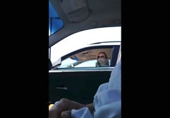 نوجوان ورزش ها از دست دیک خود را با حرکات آرام خود حرک کلیپ سکسی امریکایی می کند